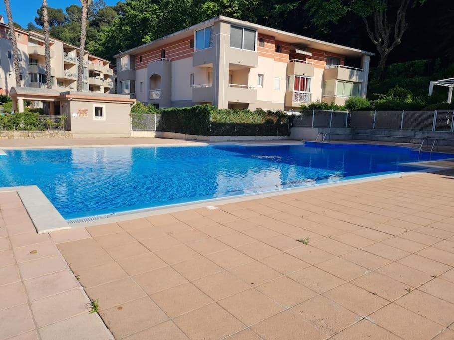 T2 Moderne Avec Piscine, Tennis Et Garage * Cagnes-sur-Mer