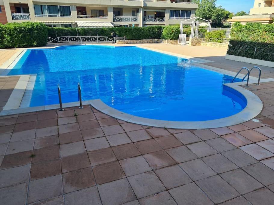 Apartment T2 Moderne Avec Piscine, Tennis Et Garage Cagnes-sur-Mer